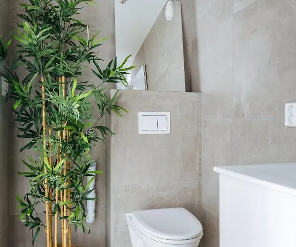 L Strandgaten - New In Center *